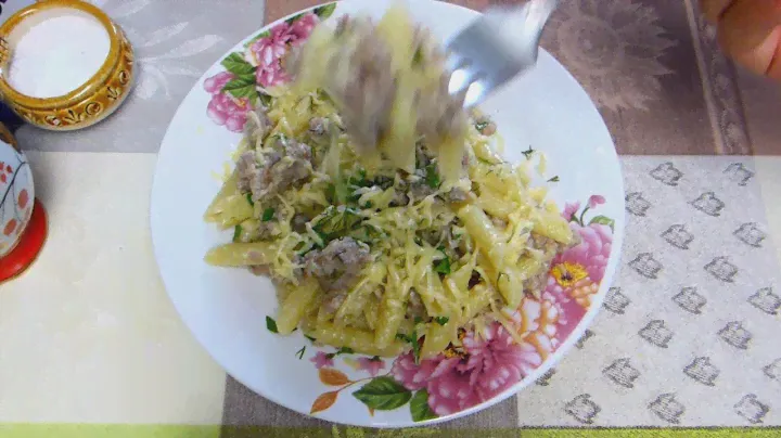 ПАСТА с ФАРШЕМ ИНДЕЙКИ в СЛИВОЧНОМ СОУСЕ. Очень вкусно!