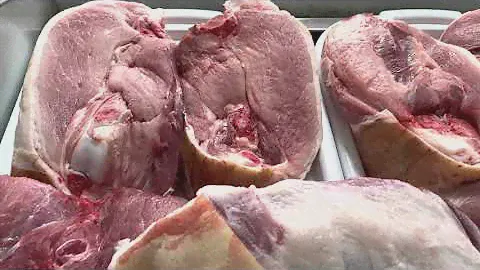 Свежие молочные продукты и мясо в Торговом комплексе "Южный"
