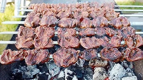 Новый сочный рецепт шашлыка, который вас очень удивит!