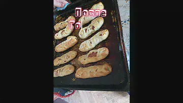 Печём с бабушкой сосиски в тесте❤️