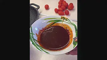 Это вкуснейшее, нежное и сочное филе бедра индейки ,которая просто тает во рту.   рекомендую.