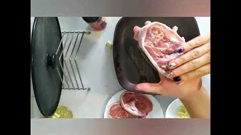 Стейк из голени индейки.